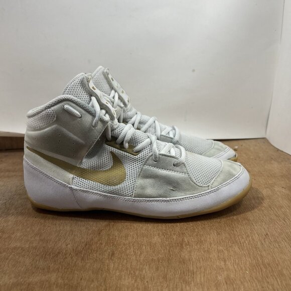 Nike Fury Shoes Mens Size 9 White Gold AO2416-170 Gum Sole main image 9